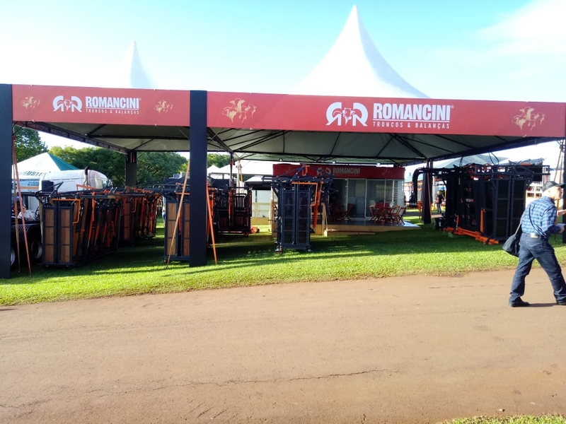 Estande da ROMANCINI atrai visitantes no Show Rural
